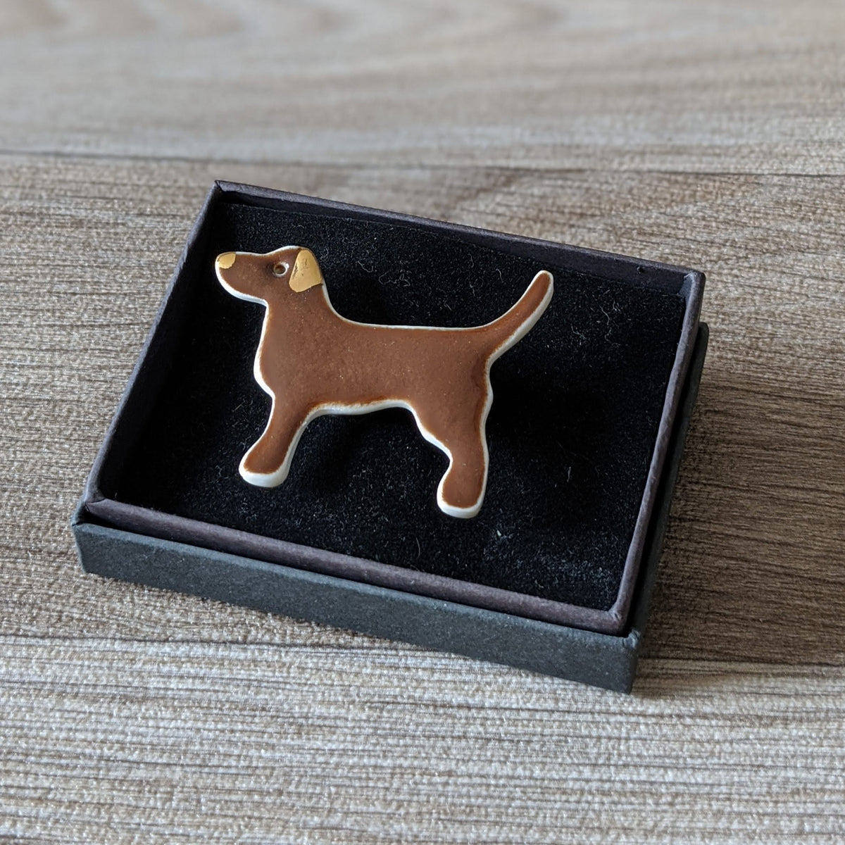 Labrador brooch hot sale