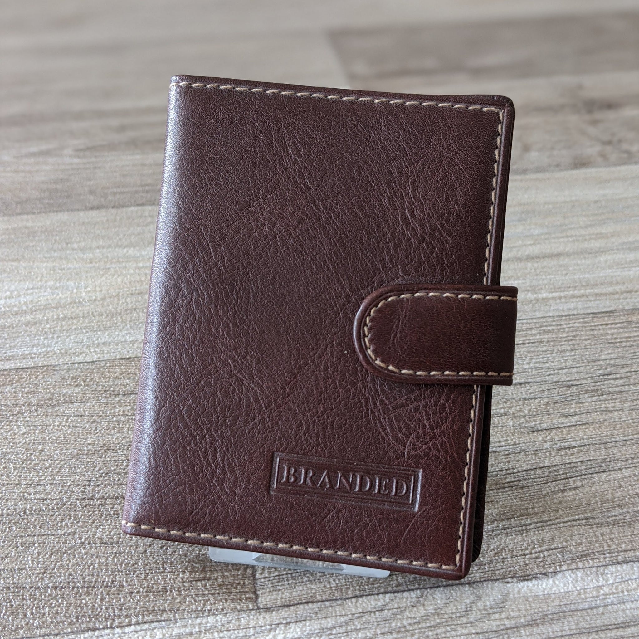 LEATHER CREDIT CARD HOLDER (BROWN)