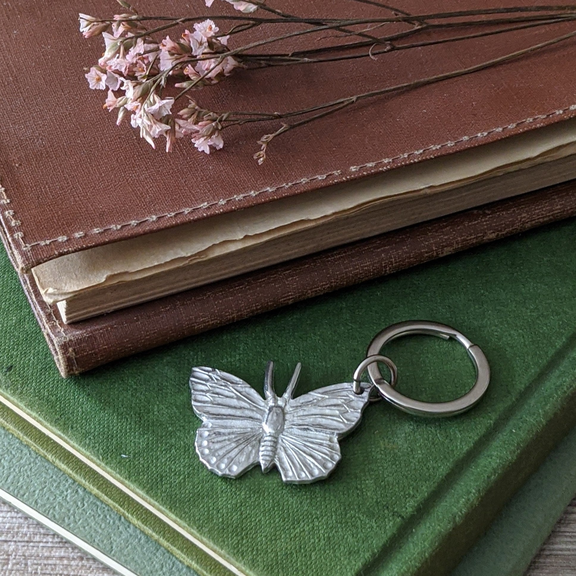 PEWTER BUTTERFLY KEY RING